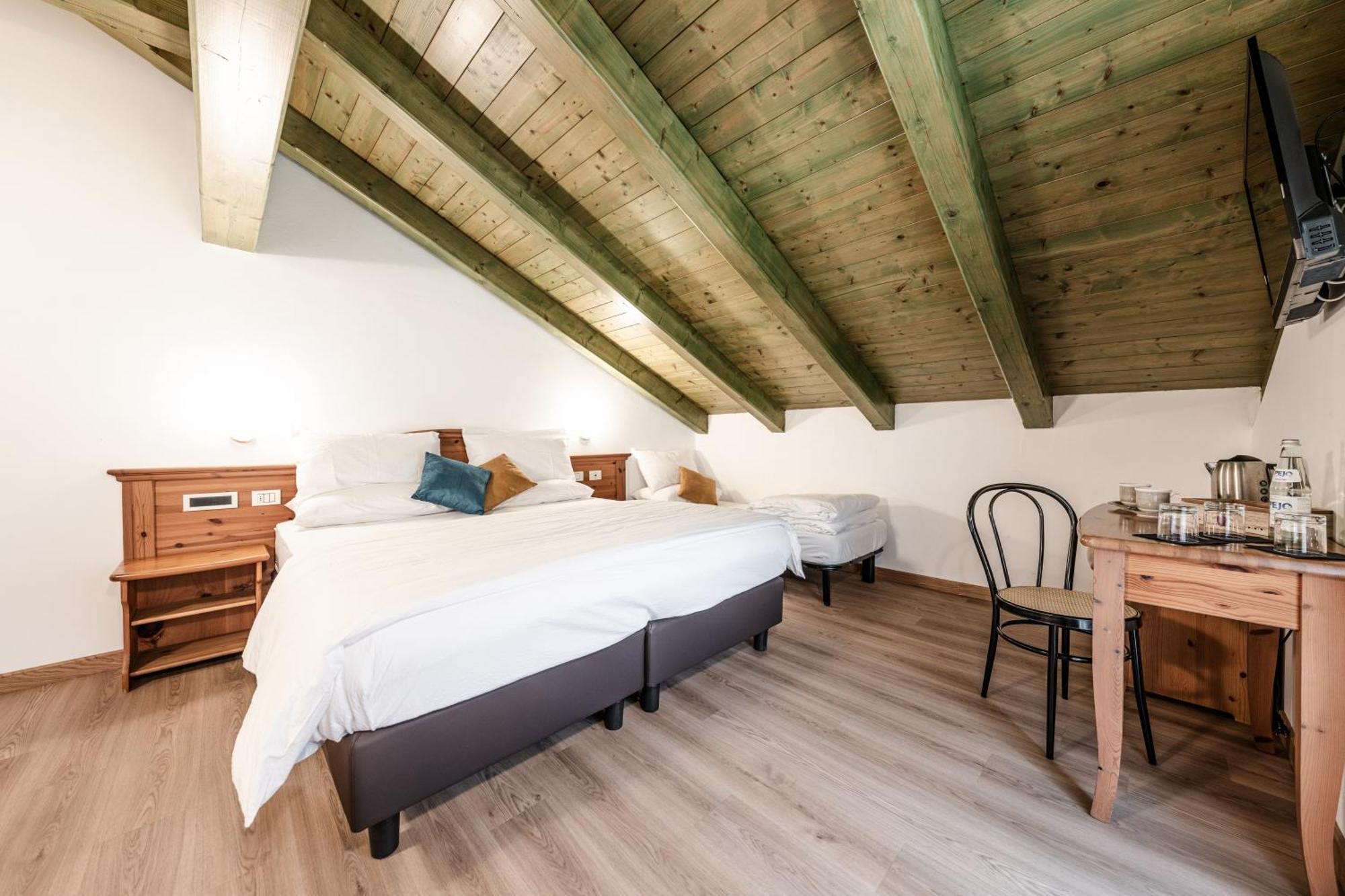 Hotel La Noria Commezzadura Esterno foto