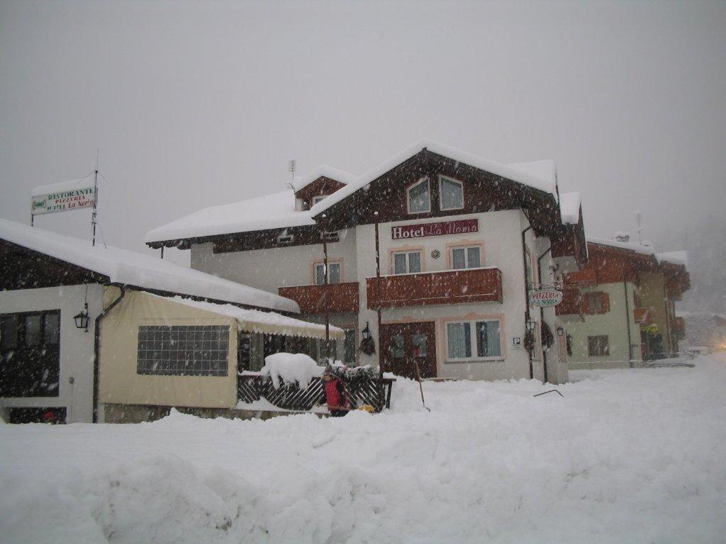 Hotel La Noria Commezzadura Esterno foto