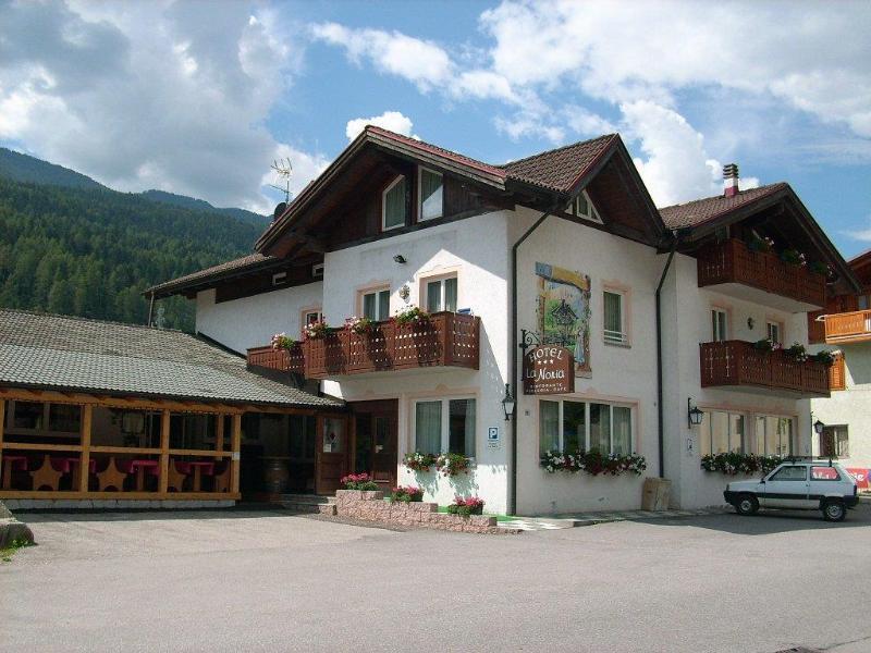 Hotel La Noria Commezzadura Esterno foto
